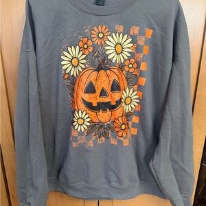 Gildan Gray Sweatshirt with Pumpkin and Daisy Design